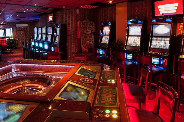 jp500 platform interface showing sports betting, live-dealer, and slot game options