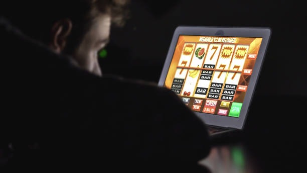 jp500 mobile app and desktop interface